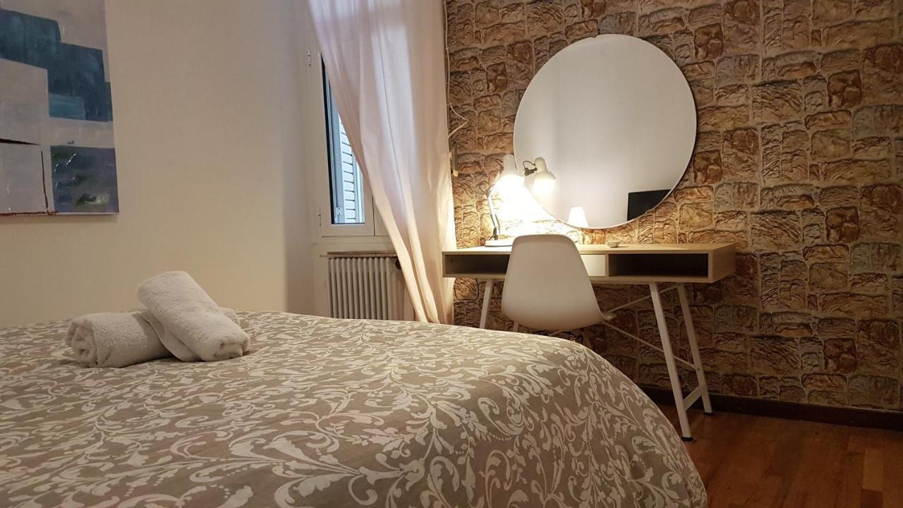 Teal Apartment - Athens Center, 4 Bd, 2 Bath Atenas Exterior foto