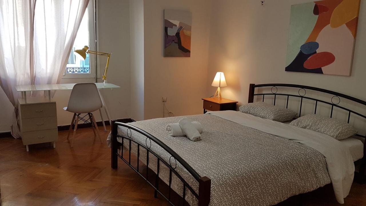 Teal Apartment - Athens Center, 4 Bd, 2 Bath Atenas Exterior foto